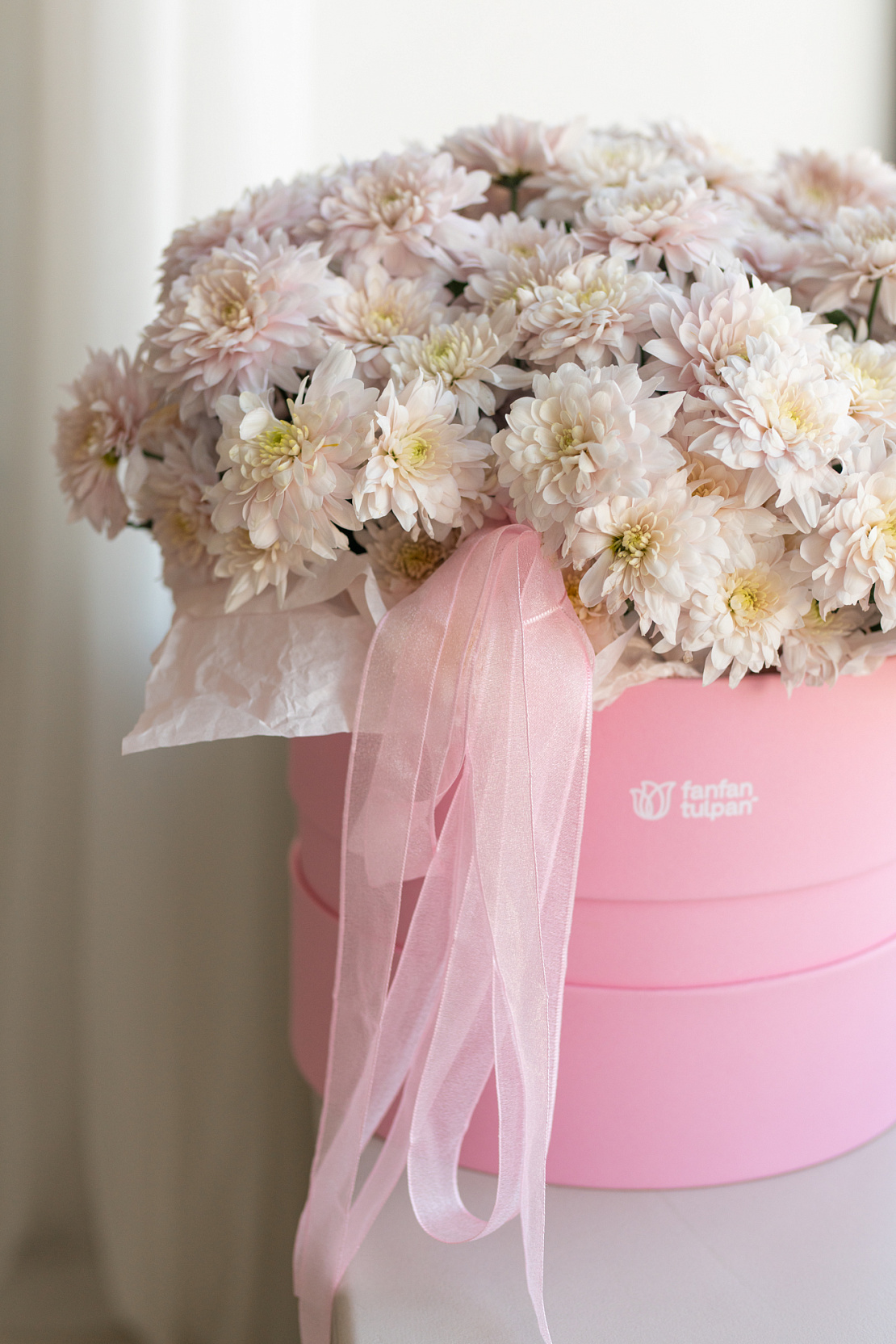 Коробка с Хризантемой  "Объем нежности"